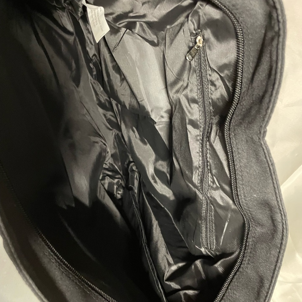 Black Quilted Tote Bag - Picture 7 of 8